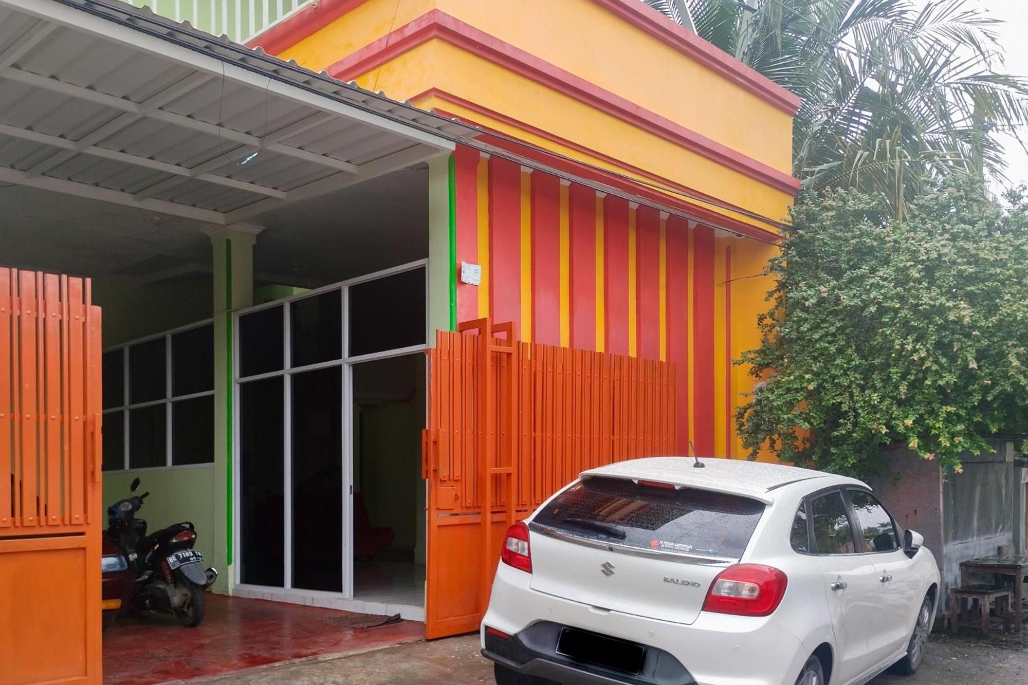 OYO 3774 Orchid 37 Syariah Guest House Bandar Lampung Bagian luar foto
