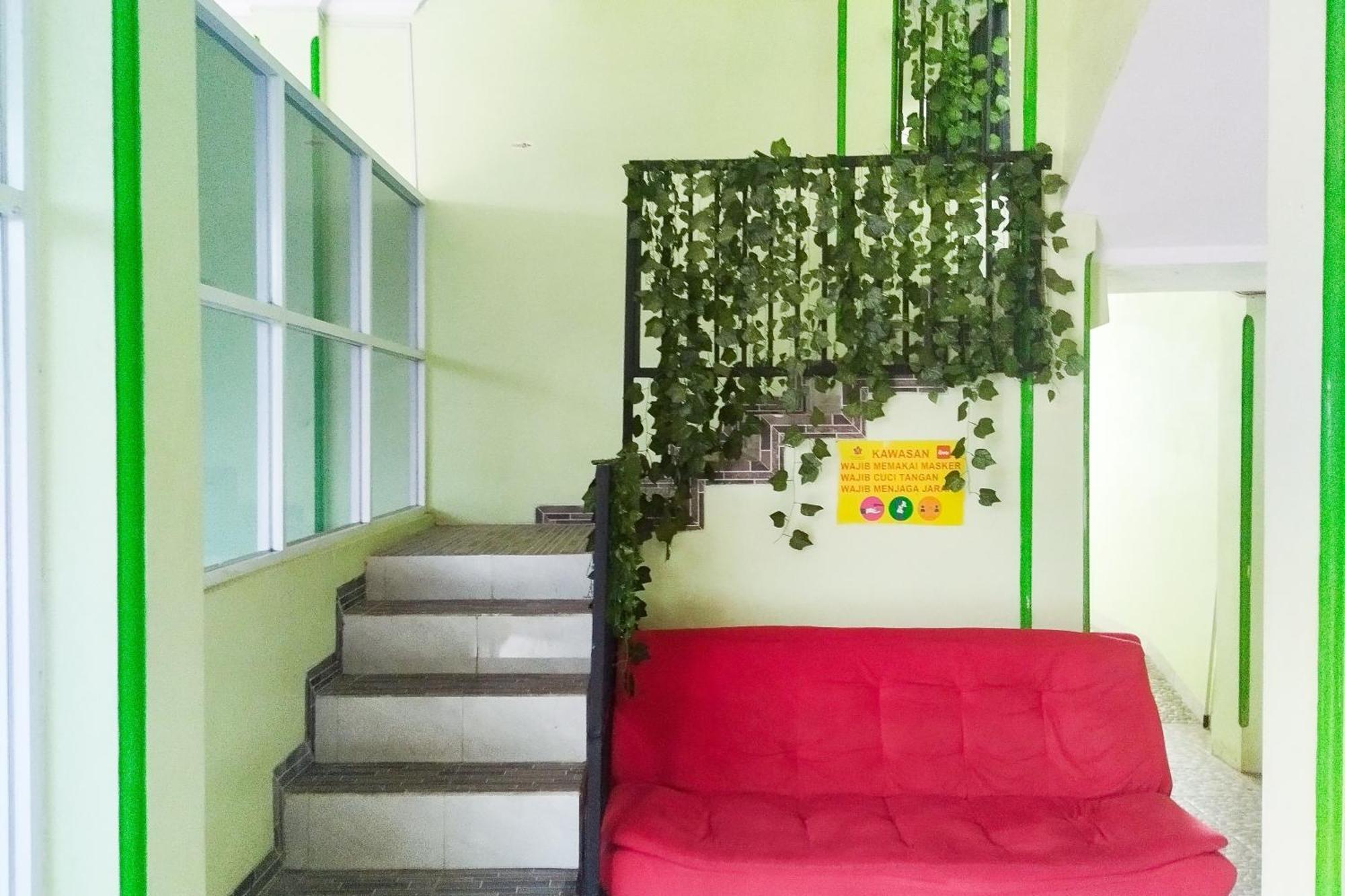 OYO 3774 Orchid 37 Syariah Guest House Bandar Lampung Bagian luar foto